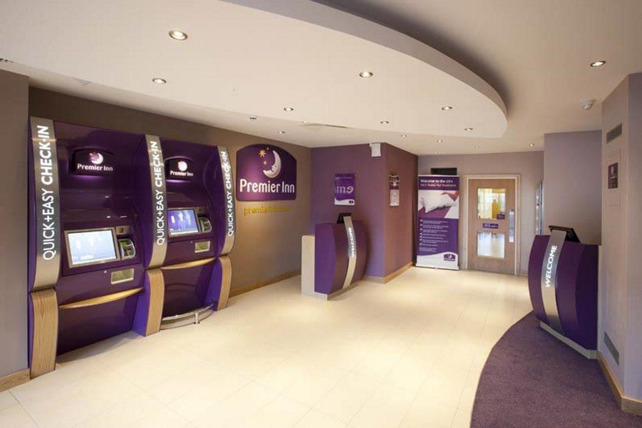 Premier Inn Inverness Centre - River Ness Eksteriør billede